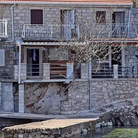 Ribarska Kuca Orhanovic Casa de Férias