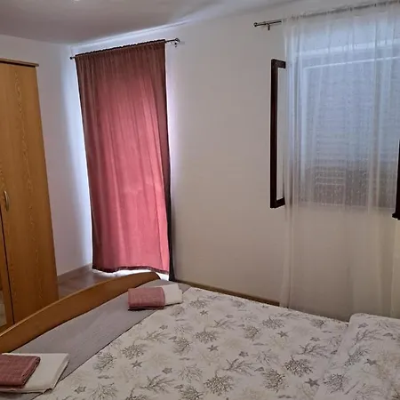 Ribarska Kuca Orhanovic Casa de Férias