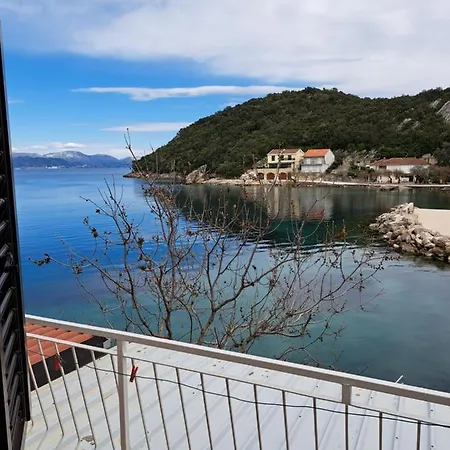 Feriehus Ribarska Kuca Orhanovic Oskorusno